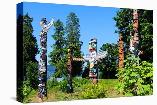 Totems Stanley Park Vancouver-null-Stretched Canvas