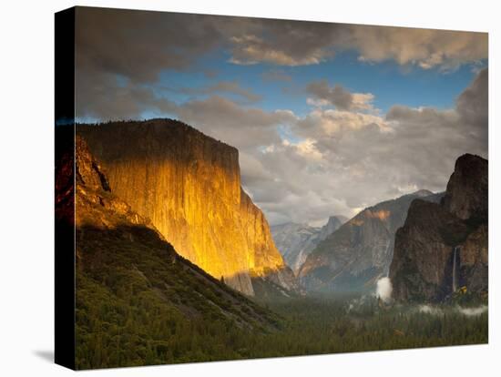 Tunnel Overlook, One of the Most Famous Views in All of the National Parks-Ian Shive-Premier Image Canvas