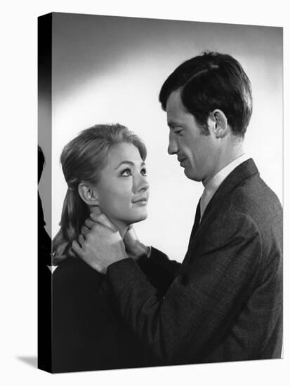 Un Nomme La Rocca by Jean Becker with Jean-Paul Belmondo and Christine Kaufmann, 1961 (b/w photo)-null-Stretched Canvas