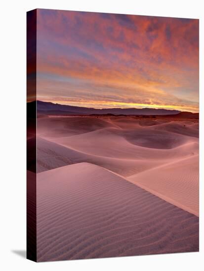 USA, California, Death Valley National Park, Sunrise over Mesquite Flat Dunes-Ann Collins-Premier Image Canvas