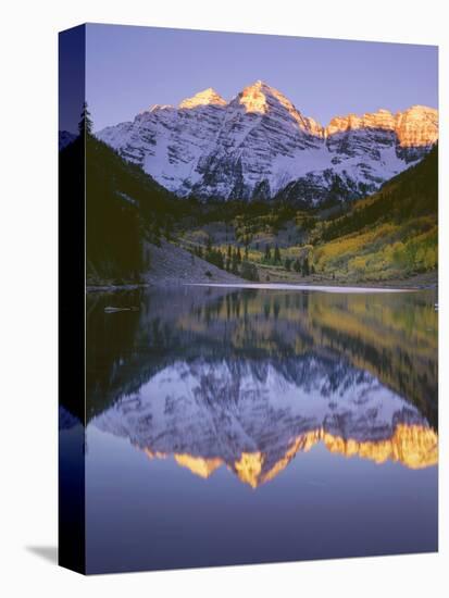 USA, Colorado, White River National Forest, Maroon Bells Snowmass Wilderness-John Barger-Premier Image Canvas