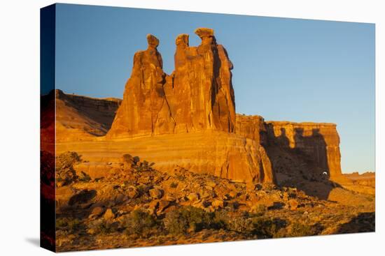 USA, Utah, Arches NP. the Three Gossips Formation at Sunrise-Cathy & Gordon Illg-Premier Image Canvas