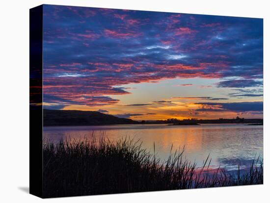 USA, Washington. Sunset on Scooteney Reservoir-Don Paulson-Premier Image Canvas