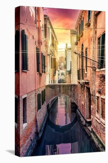 Venetian Sunlight - End of the Day Magenta-Philippe HUGONNARD-Premier Image Canvas