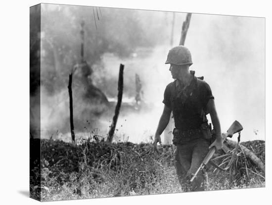 Vietnam War U.S. Marine-Associated Press-Premier Image Canvas