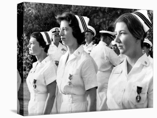 Vietnam War U.S. Nurse Medal-Associated Press-Premier Image Canvas