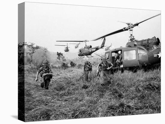 Vietnam War U.S. Troops-Horst Faas-Premier Image Canvas