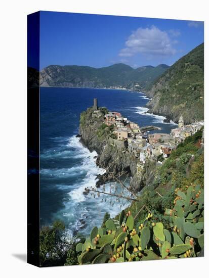 View over Village on the Riviera Di Levante, Vernazza, Cinque Terre, UNESCO World Heritage Site, Li-Stuart Black-Premier Image Canvas