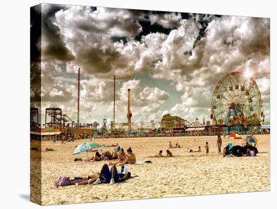 Vintage Beach, Wonder Wheel, Coney Island, Brooklyn, New York, United States-Philippe Hugonnard-Premier Image Canvas