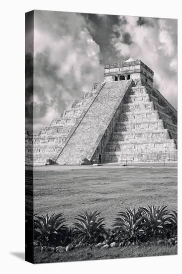 ¡Viva Mexico! B&W Collection - El Castillo Pyramid IX - Chichen Itza-Philippe Hugonnard-Premier Image Canvas