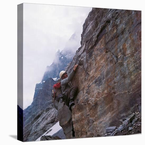 Walter Bonatti Training Before Climbing the Mont Blanc-null-Premier Image Canvas