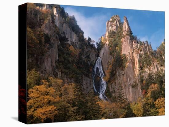 Waterfall cascading down cliff, Sounkyo, Hokkaido, Japan-Aso Fujita-Premier Image Canvas