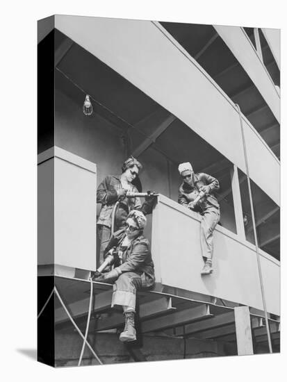 Women War Workers of Marinship Corp., During World War Ii, 1942-Stocktrek Images-Premier Image Canvas