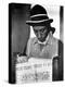 Worker Reading El Machete, Mexico City, 1925-Tina Modotti-Premier Image Canvas