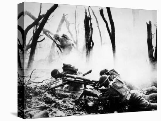 World War I, American Machine Gunners in Battle, 1918-null-Stretched Canvas