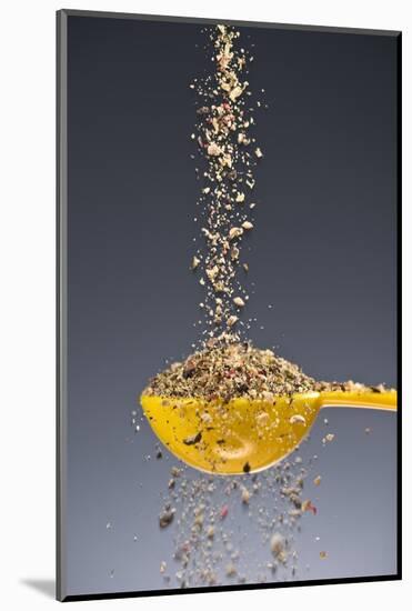 1 Tablespoon Ground Pepper-Steve Gadomski-Mounted Photographic Print