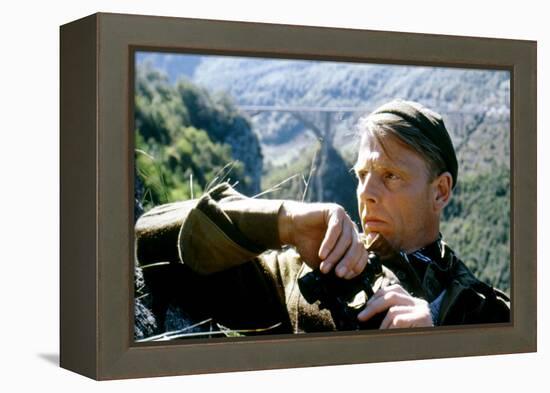 10 FROM NAVARONE, 1978 directed by GUY HAMILTON with Edward Fox (photo)-null-Framed Stretched Canvas