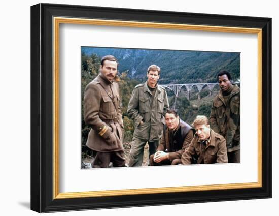 10 FROM NAVARONE, 1978 directed by GUY HAMILTON with Franco Nero, Harrison Ford, Robert Shaw, Edwar-null-Framed Photo