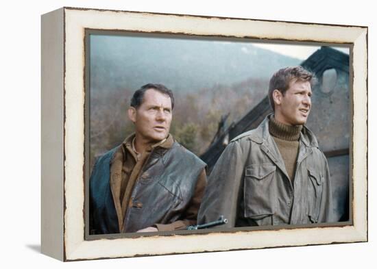 10 FROM NAVARONE, 1978 directed by GUY HAMILTON with Robert Shaw and Harrison Ford (photo)-null-Framed Stretched Canvas