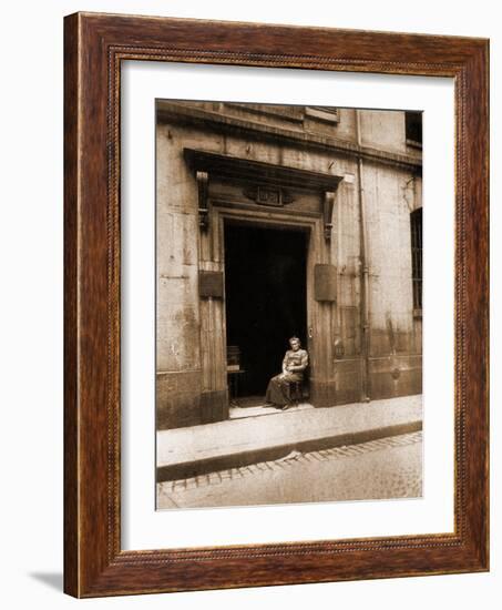 17 Rue Radzinville Ho?tel Maupeou-Eugène Atget-Framed Photographic Print