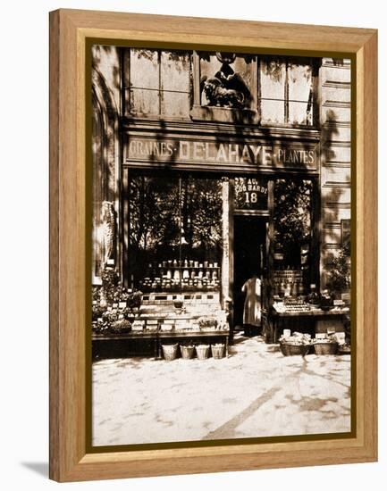 18 Quai de la Me?gisserie au Coq Hardi-Eugène Atget-Framed Premier Image Canvas