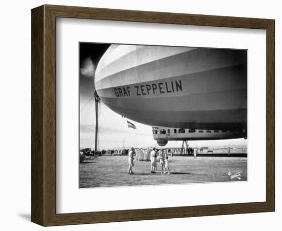 1920s-1930s People Looking at Gondola of Graf Zeppelin LZ-127 German Rigid Lighter Than Air Airship-null-Framed Photographic Print