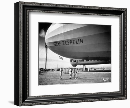 1920s-1930s People Looking at Gondola of Graf Zeppelin LZ-127 German Rigid Lighter Than Air Airship-null-Framed Photographic Print