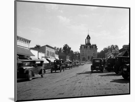 1928 View of Cottonwood Falls Kansas Main Street with Traffic-null-Mounted Photographic Print