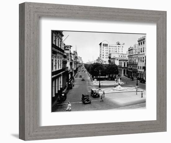 1930s-1940s Street Scene of the Prado Havana Cuba-null-Framed Photographic Print