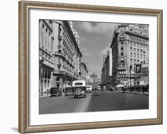 1930s-1940s the Diagonal Norte or the Avenida Roque Saenz Pena Buenos Aires, Argentina-null-Framed Photographic Print