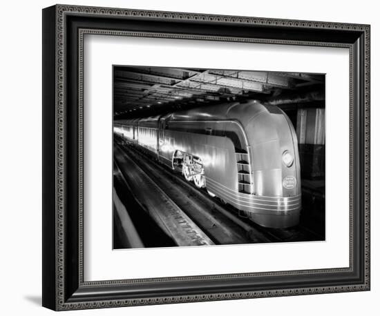 1930s Angled View of New York Central Railroad Streamlined Mercury Passenger Train Steam Engine-null-Framed Photographic Print
