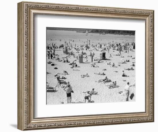 1930s Lake Shore Beach Berlin, Germany-null-Framed Photographic Print