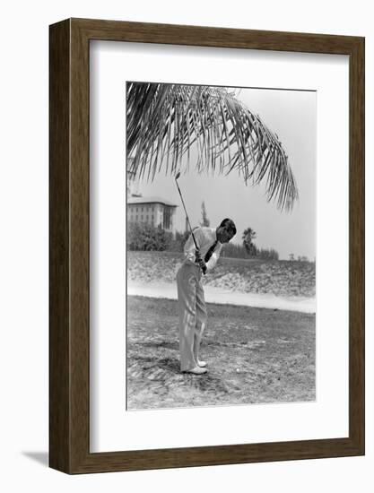 1930s MAN PLAYING GOLF GOLFING NEAR BILTMORE RESORT HOTEL CORAL GABLES FLORIDA-H. Armstrong Roberts-Framed Photographic Print