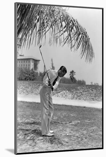 1930s MAN PLAYING GOLF GOLFING NEAR BILTMORE RESORT HOTEL CORAL GABLES FLORIDA-H. Armstrong Roberts-Mounted Photographic Print