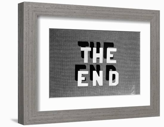 1930s THE END RETRO MOVIE TITLE-H. Armstrong Roberts-Framed Photographic Print