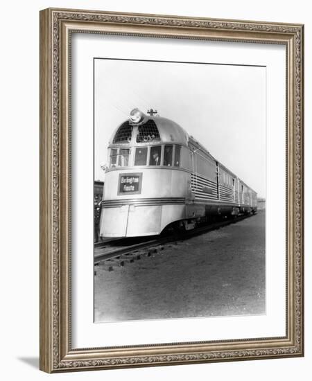 1930s Zephyr Train Engine Cars in Perspective Burlington Route Railroad-null-Framed Photographic Print