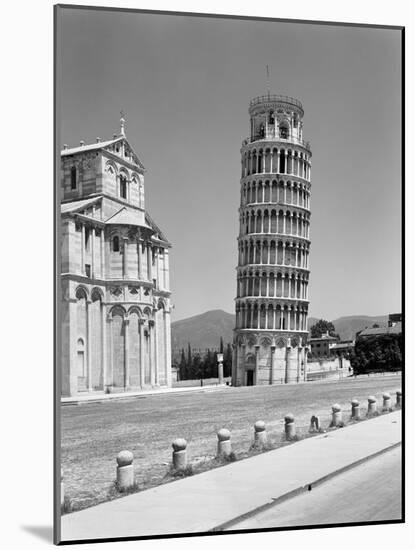 1940s Leaning Tower Pisa Tuscany, Italy-null-Mounted Photographic Print