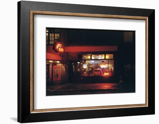 1945: Harry's Bar' Lit Up at Night, 52nd Street, Midtown Area, New York, Ny-Andreas Feininger-Framed Photographic Print