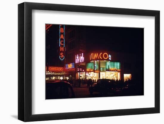 1945: Signs for the Orbach Department Store and Simko Shoe Store in the Union Square, New York, Ny-Andreas Feininger-Framed Photographic Print