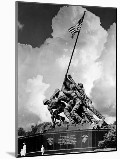 1950s Usmc War Memorial Iwo Jima 1945 Washington DC-null-Mounted Photographic Print