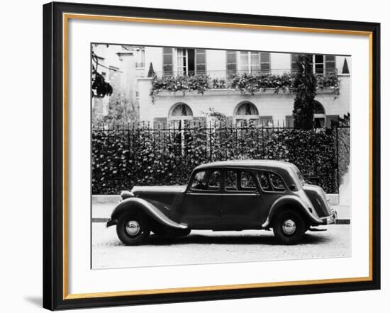 1954 Citroën 15CV Familiale Parked Outside a House-null-Framed Photographic Print