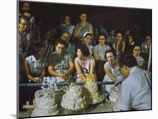 1955: a Man Demonstrates Cake Frosting Techniques at the Iowa State Fair, Des Moines, Iowa-John Dominis-Mounted Photographic Print