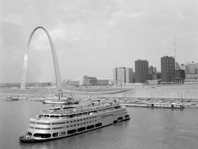 1960s St. Louis Missouri Gateway Arch Skyline Mississippi River SS Admiral Casino Photographic ...