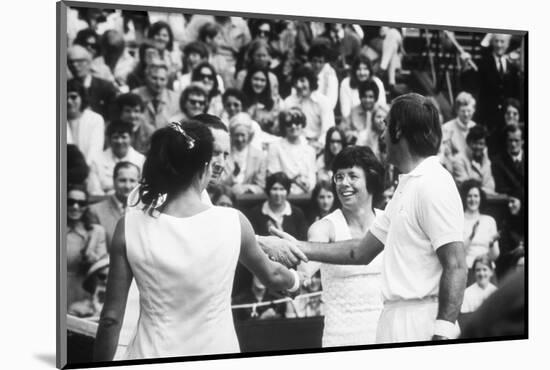 1971 Wimbledon-Alfred Eisenstaedt-Mounted Photographic Print