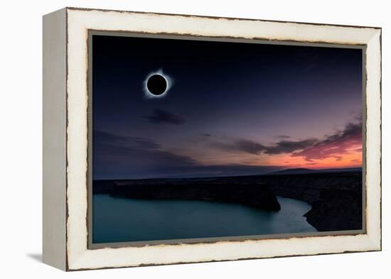 2018 total solar eclipse in Madras, Oregon over the Palisades State Park in path of totality-David Chang-Framed Premier Image Canvas