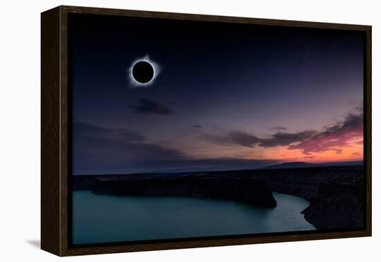 2018 total solar eclipse in Madras, Oregon over the Palisades State Park in path of totality-David Chang-Framed Premier Image Canvas