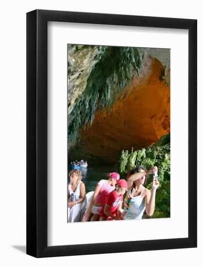 2332438.jp-Peter Thompson-Framed Photographic Print