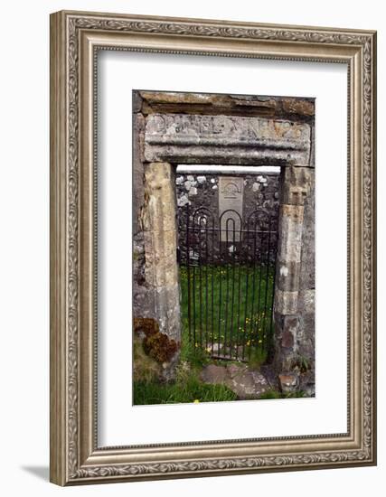 2333073.jp-Peter Thompson-Framed Photographic Print