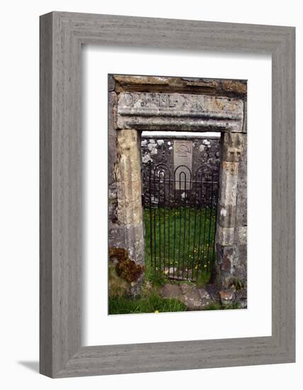 2333073.jp-Peter Thompson-Framed Photographic Print