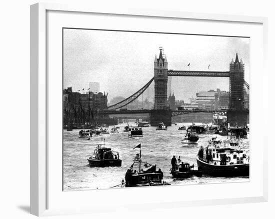 25th Jubilee Year Britannia and Flotilla Under Tower Bridge, Thames River, June 1977-null-Framed Photographic Print